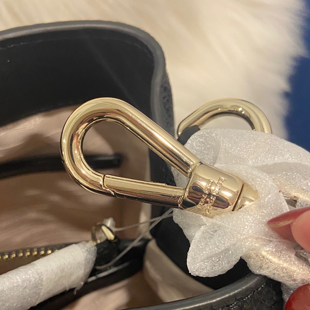 NWT Kate Spade Black Pebbled Leather Shoulder Bag with dust bag - Picture 12 of 16